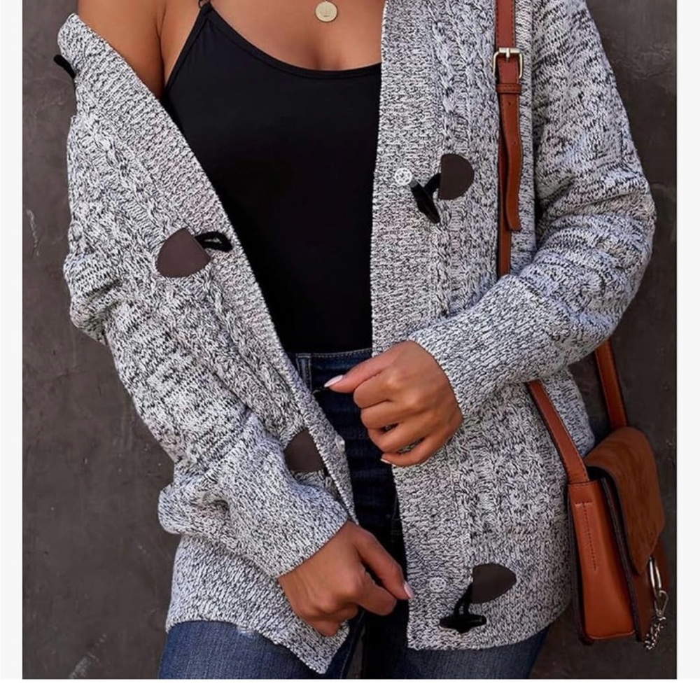 Sweater - Picture 3 of 4